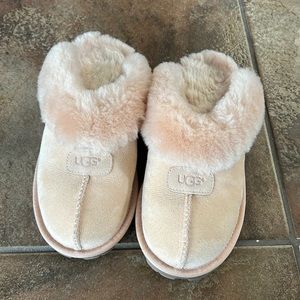 Ugg Slippers Women Coquette Style